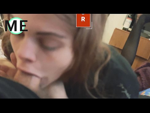 ❤️ Bo'g'iz bo'shlig'i, yirtilgan külotlu çoraplar va yirtilgan poshnalar bilan tanishish yoqimli Sluts uz.com-fullporner.ru ❌❤